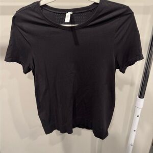 Athleta Momentum Top